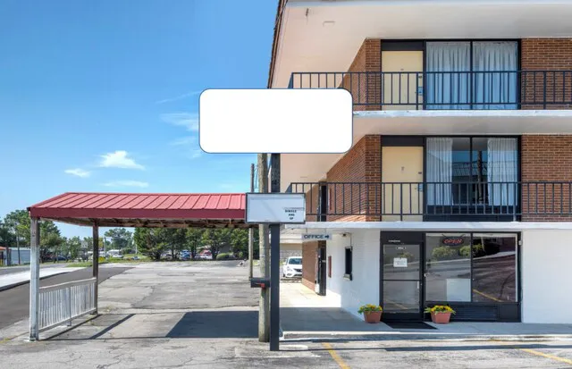 OYO Hotel Cleveland, TN 4