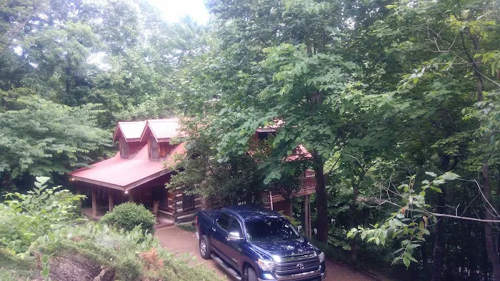 Maples Ridge Vacation Rentals:Secluded Romance 4