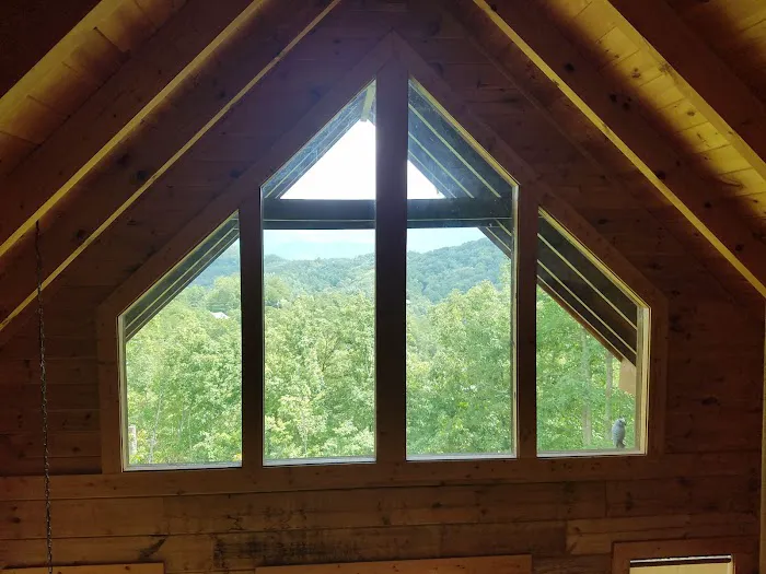 Majestic Eagle Cabin 4