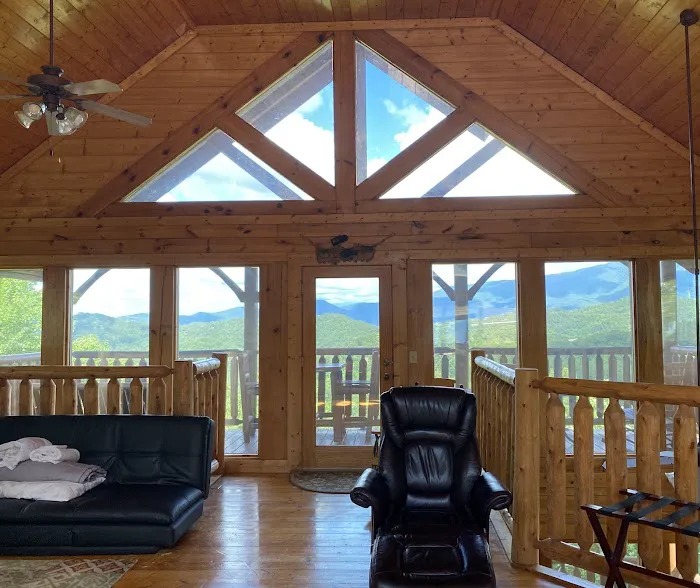 Bella Yani Cabin Rental 4
