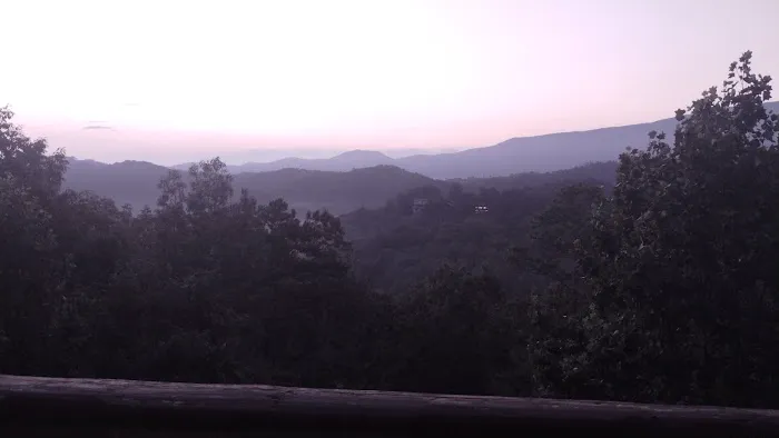Bella Yani Cabin Rental 4