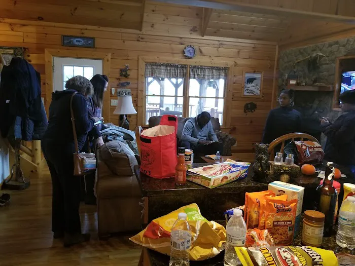 Cherokee Timber Lodge 3