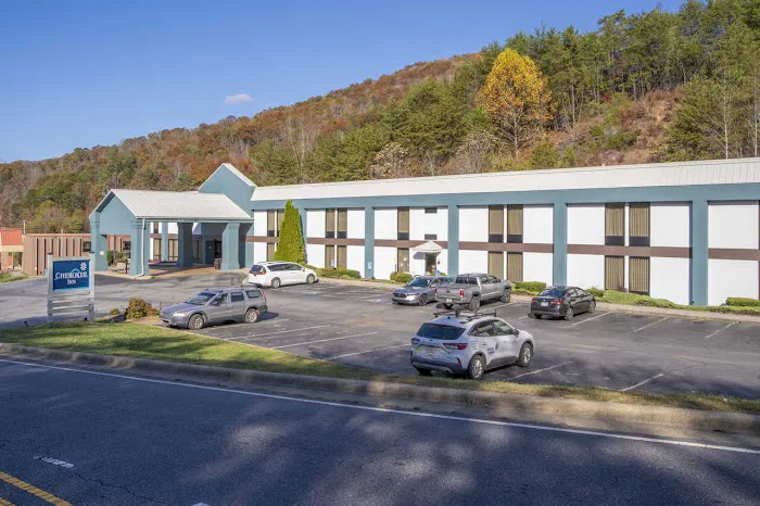 Cherokee Inn 4