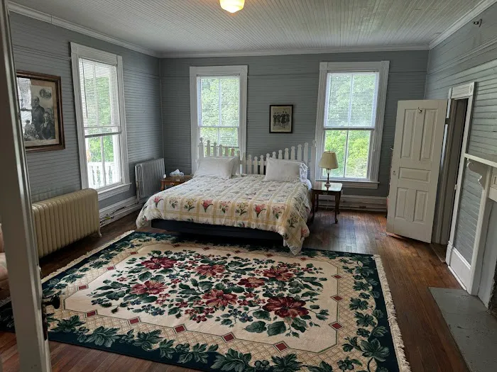 Balsam Mountain Inn 4