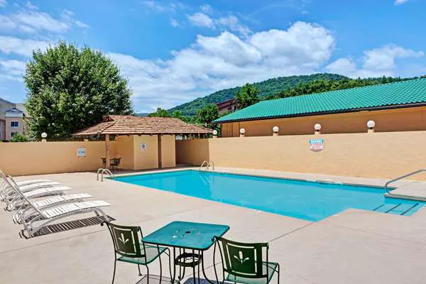 Days Inn by Wyndham Cherokee Near Casino 4