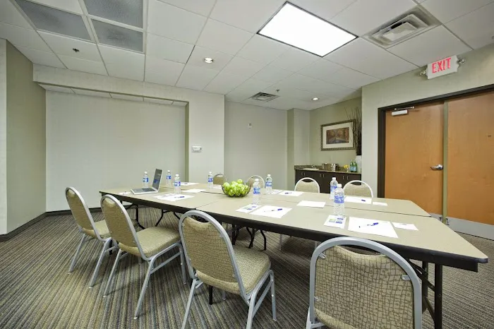 Holiday Inn Express Hotel Atlanta NW - Powder Springs 4