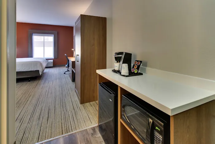 Holiday Inn Express Hotel Atlanta NW - Powder Springs 4