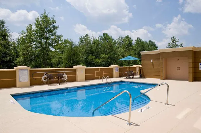 Hampton Inn Anderson/ Alliance Business Park 4