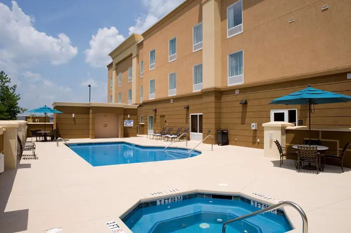 Hampton Inn Anderson/ Alliance Business Park 4