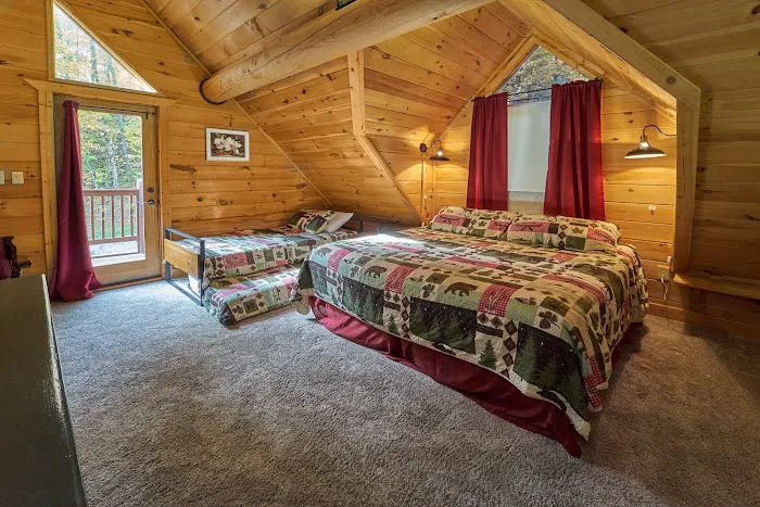 Mountain Treasure Cabin Vacation Rental 4