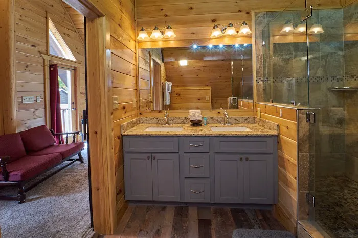 Mountain Treasure Cabin Vacation Rental 4