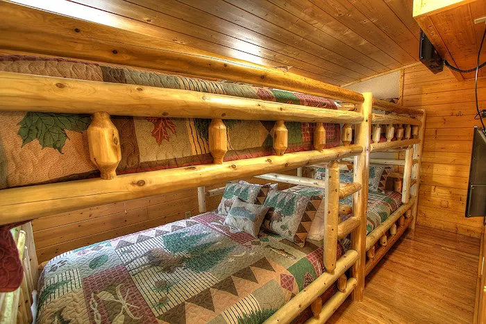 Creekside Lodge 4