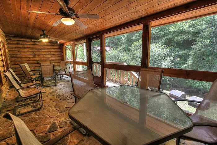 Creekside Lodge 4