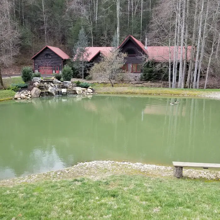 Hemlock Hideaway Cabin 4