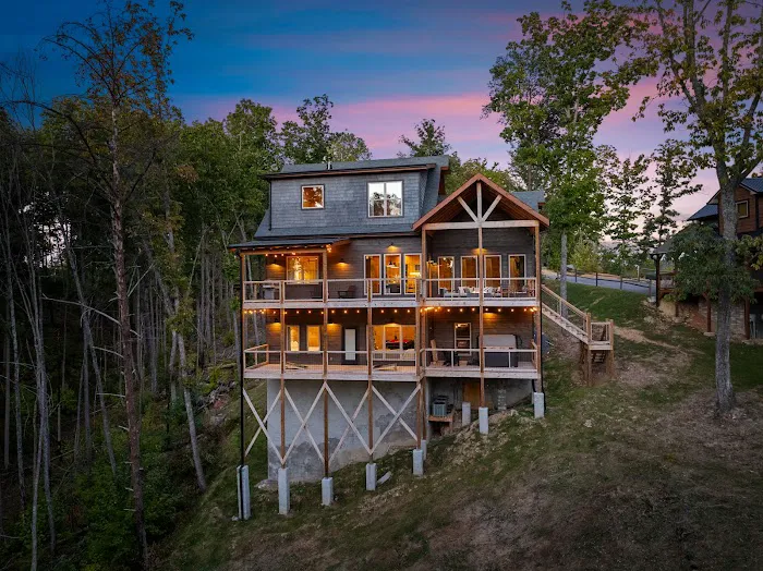 Wander Pigeon Forge 4