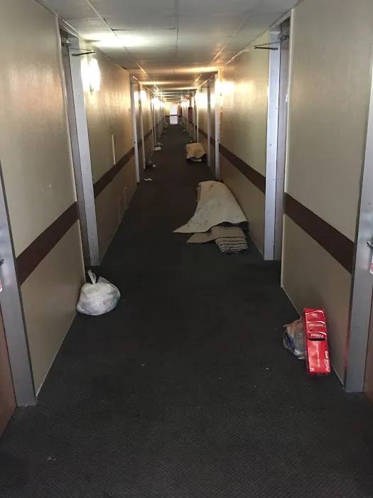 EXECUTIVE INN 5