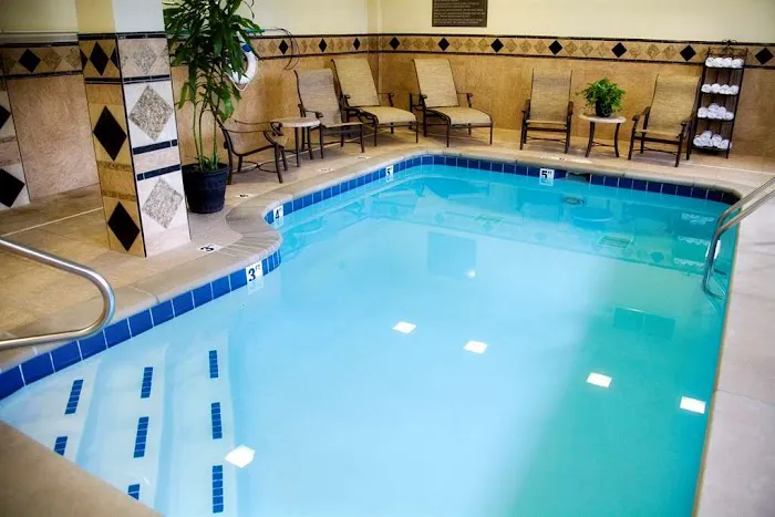 Hampton Inn & Suites Knoxville-Downtown 5