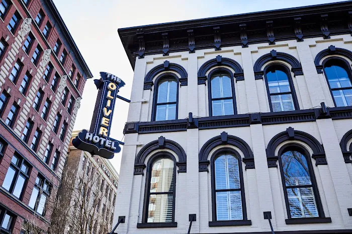The Oliver Hotel Knoxville, by Oliver 5