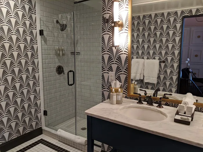 The Oliver Hotel Knoxville, by Oliver 5