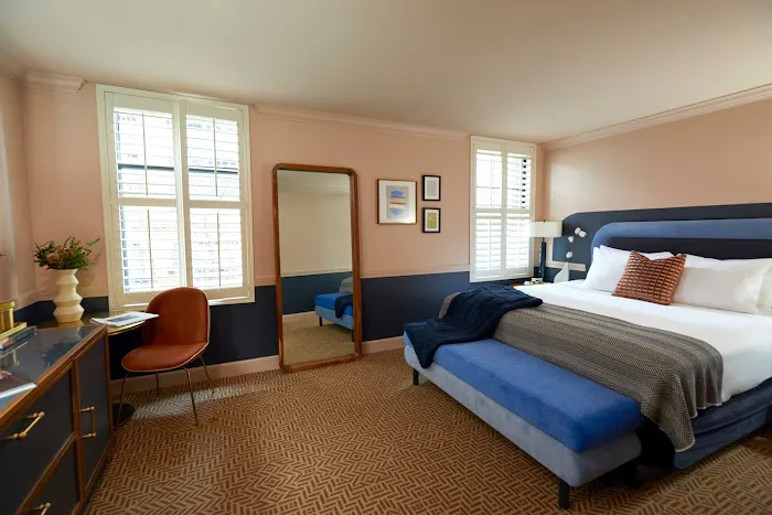 The Oliver Hotel Knoxville, by Oliver 5