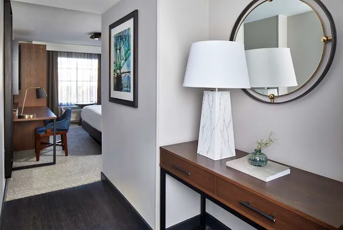 Cumberland House Knoxville, Tapestry Collection by Hilton 5