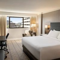 Crowne Plaza Knoxville Downtown University, an IHG Hotel