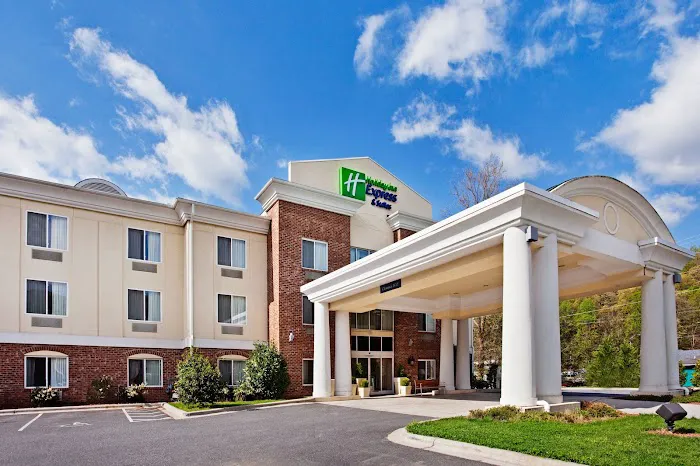 Holiday Inn Express & Suites Cherokee/Casino by IHG 4