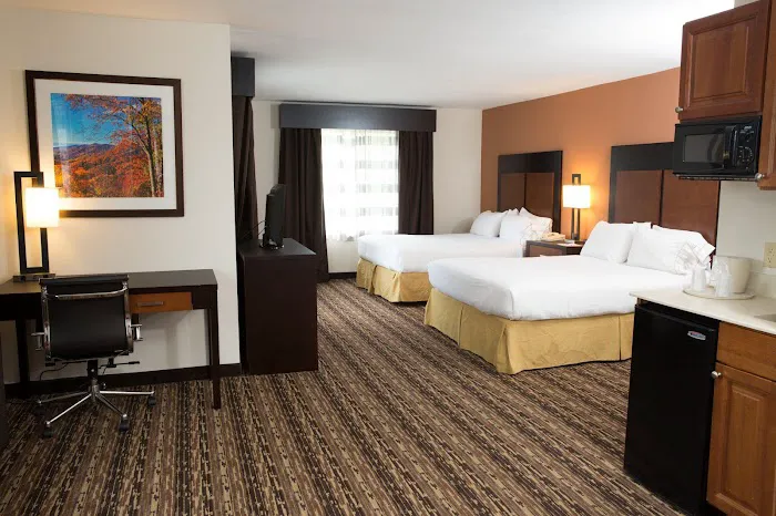Holiday Inn Express & Suites Cherokee/Casino by IHG 4