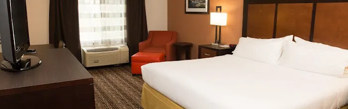 Holiday Inn Express & Suites Cherokee/Casino by IHG 4