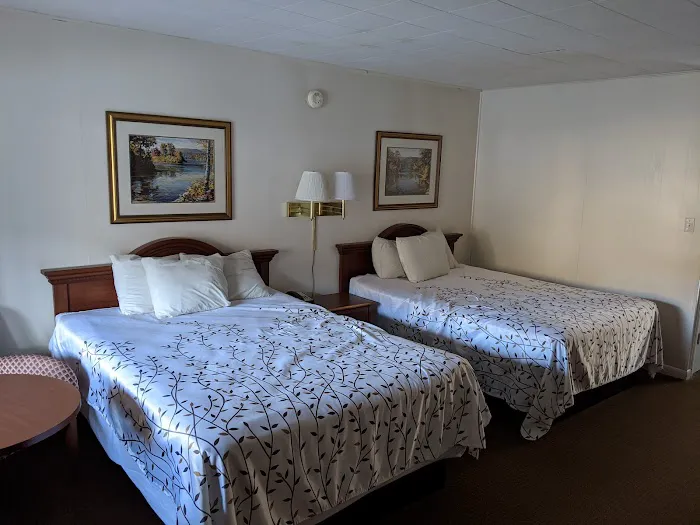 Drama Inn, Cherokee NC 4