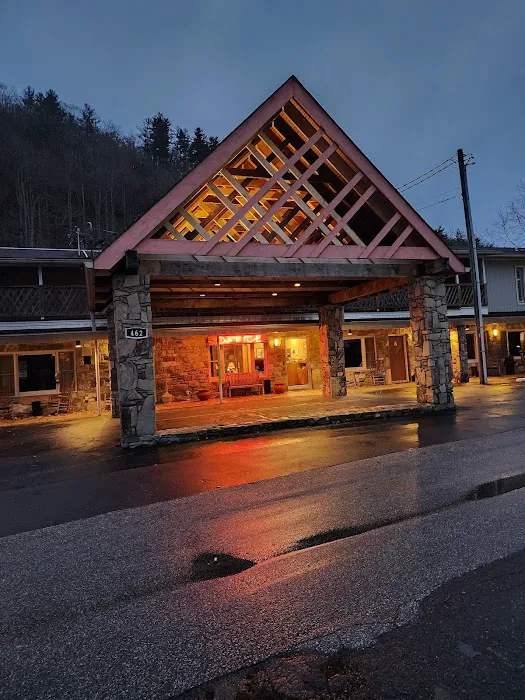 Drama Inn, Cherokee NC 4