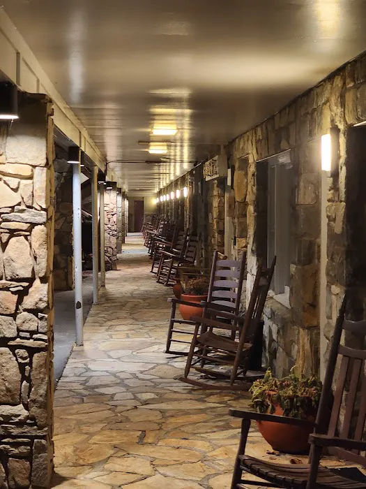 Drama Inn, Cherokee NC 4