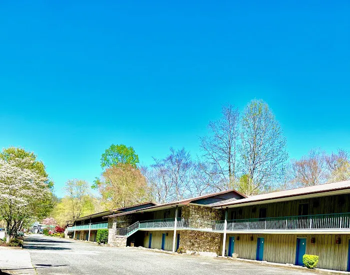 Newfound Lodge 4