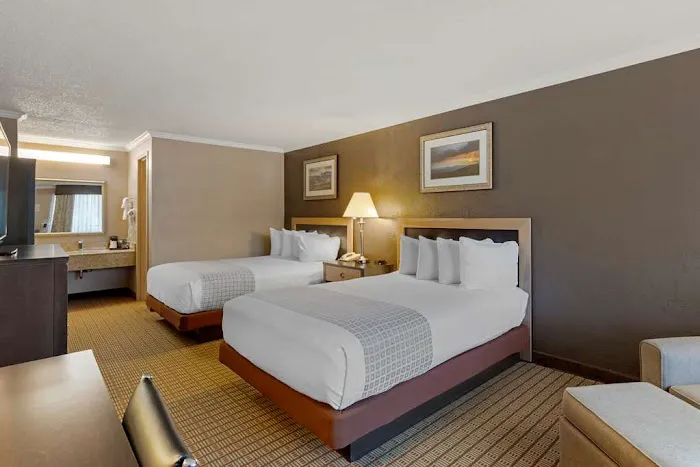Best Western Smoky Mountain Inn 4