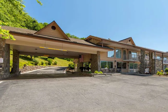 Best Western Smoky Mountain Inn 4