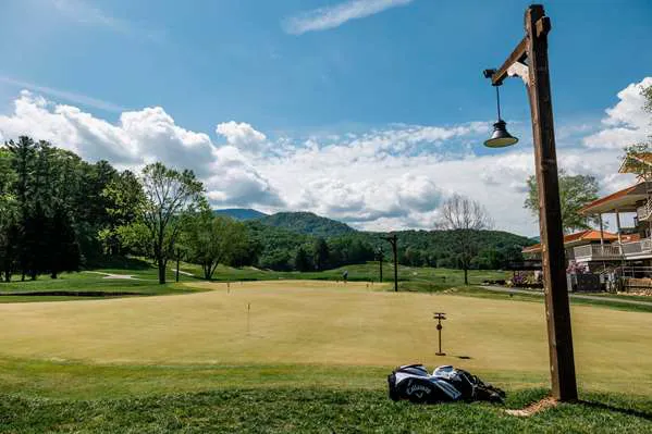 Waynesville Inn and Golf Club, Tapestry Collection by Hilton 4