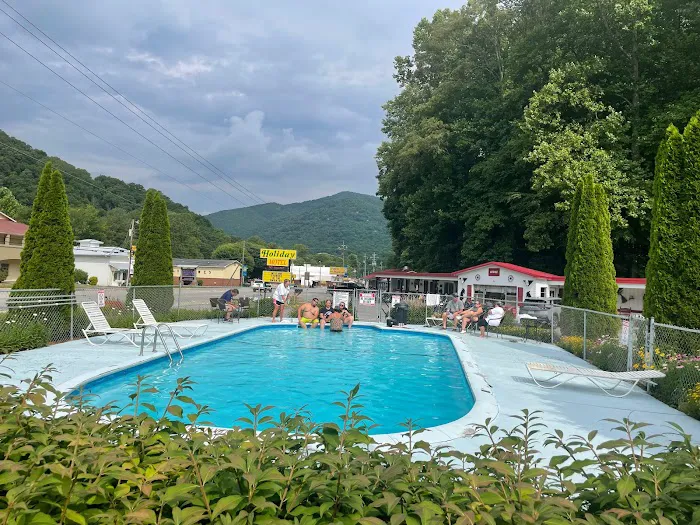 A Holiday Motel 4