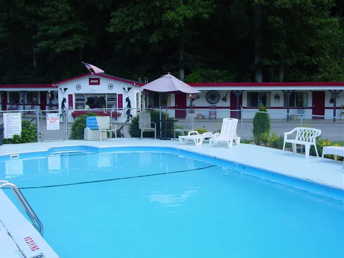 A Holiday Motel 4