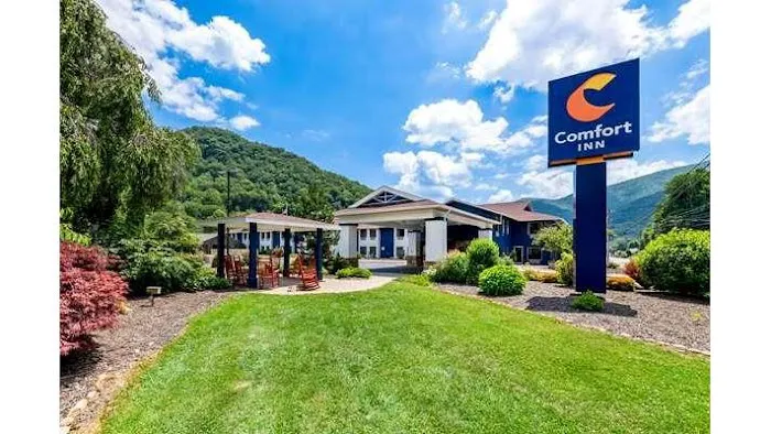 Comfort Inn near Great Smoky Mountain National Park 4