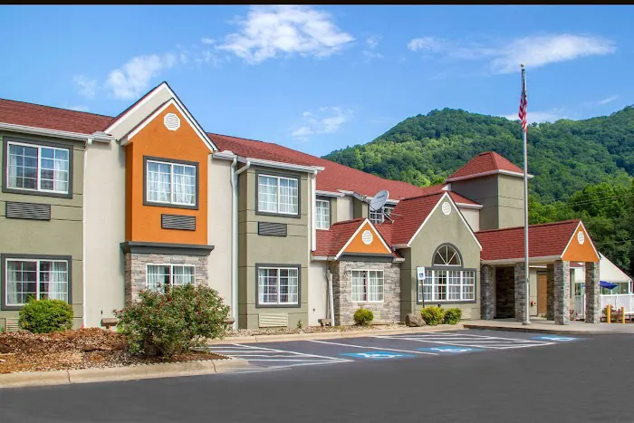 Quality Inn & Suites Maggie Valley - Cherokee Area 4