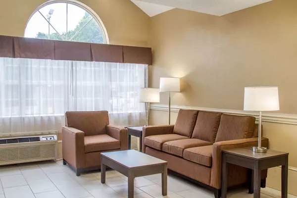 Quality Inn & Suites Maggie Valley - Cherokee Area 4