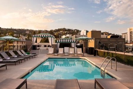 Affordable Hotels with Free Wi-Fi in Los Angeles for Budget Travelers