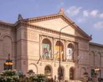 Discover the Best Hotels Near Chicago’s Art Institute for a Perfect Stay