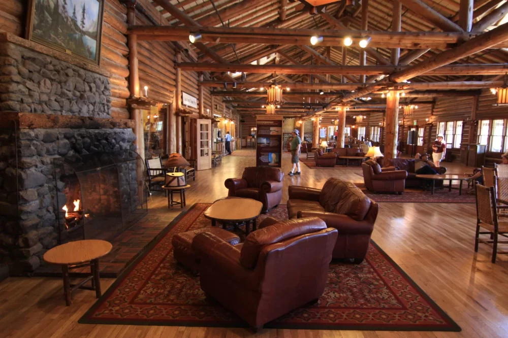 Best Hotels Near Yellowstone National Park for an Unforgettable Stay
