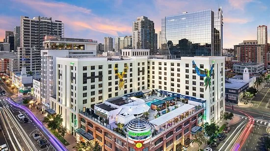 Best Hotels Near San Diego Zoo for Families and Travelers