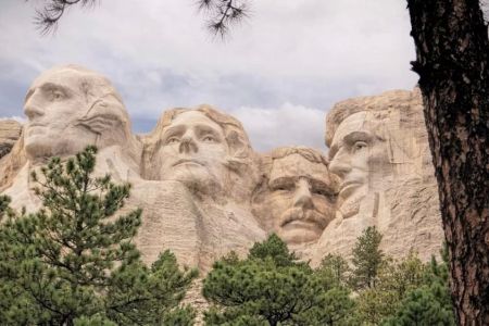 Best Hotels Near Mount Rushmore National Memorial for a Memorable Stay