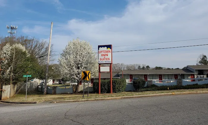 Uptown Inn & Suites 4