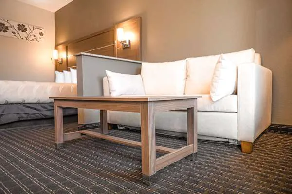 Quality Inn & Suites near Six Flags - Austell 4