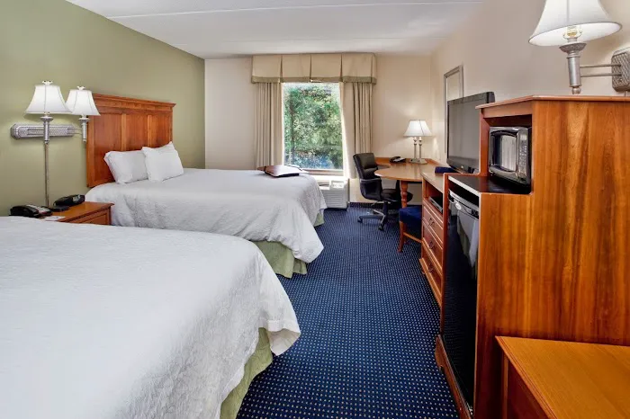 Hampton Inn & Suites ATL-Six Flags 4