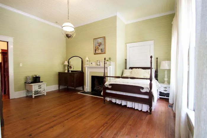 Belton Bed and Breakfast 4